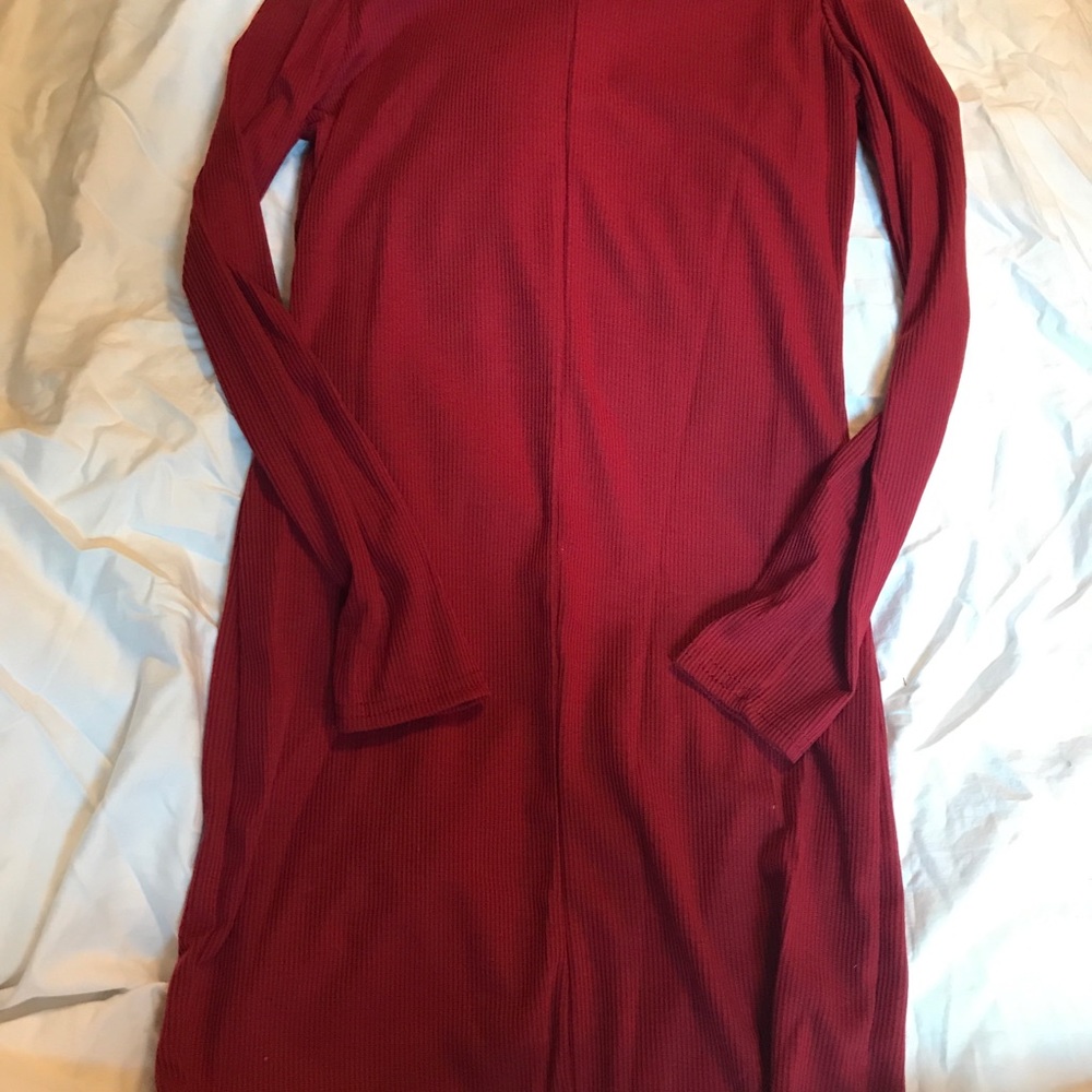 NWT Women’s Cold Shoulder runs small 🎀last one💕 - Picture 8 of 8